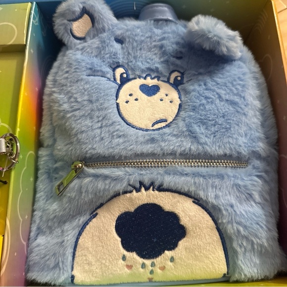 Carebears Cheer Bear gift set Backpack Or purse ID Card Wallet & Keychai… - Picture 4 of 6
